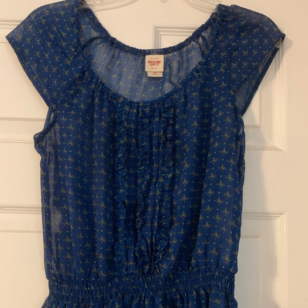 Super cute fun flirty top